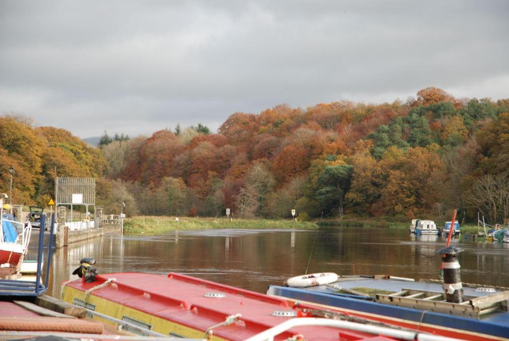 Waterside Guesthouse Graiguenamanagh Εξωτερικό φωτογραφία